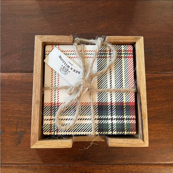 Bee & Willow coasters & wood holder - Picture 5 of 6